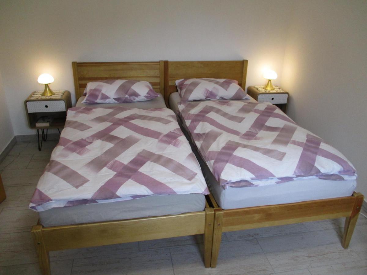 Apartma Elizabeth Apartment Srpenica Luaran gambar